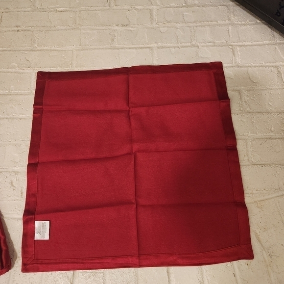 Fabric Napkins 20x20 NIP - Picture 3 of 7